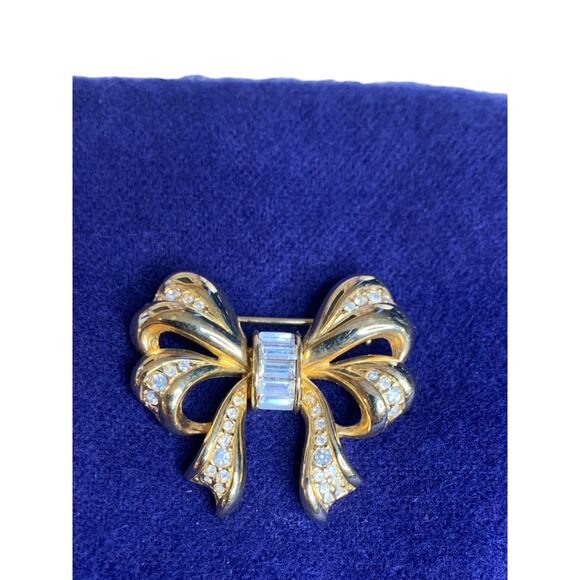 Goldtone Embellished Bow Brooch Pin 1.6 Inch - Picture 2 of 6